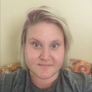 Meet your Posher, April